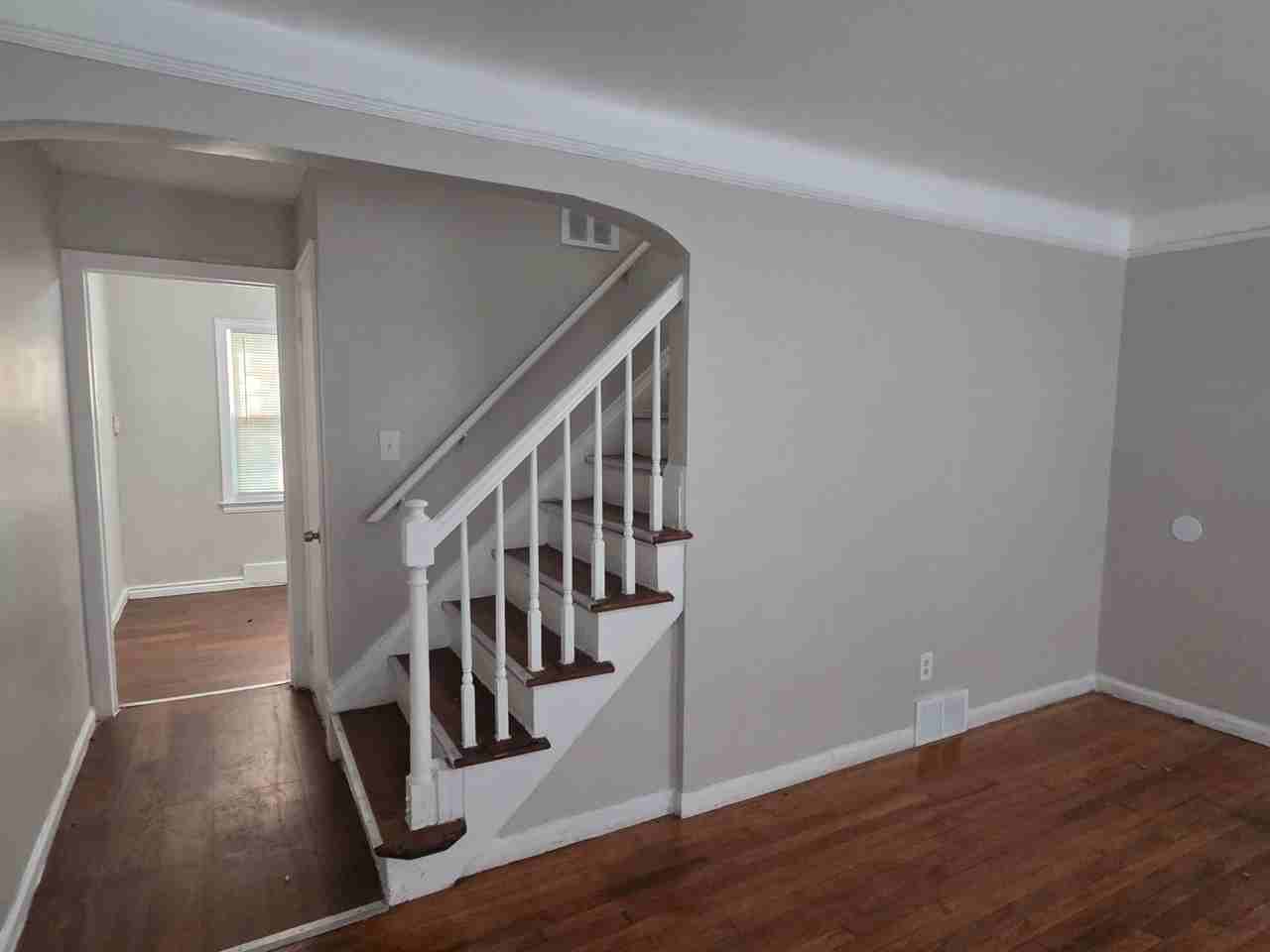 19335 Hoover St - Photo 5 of 9