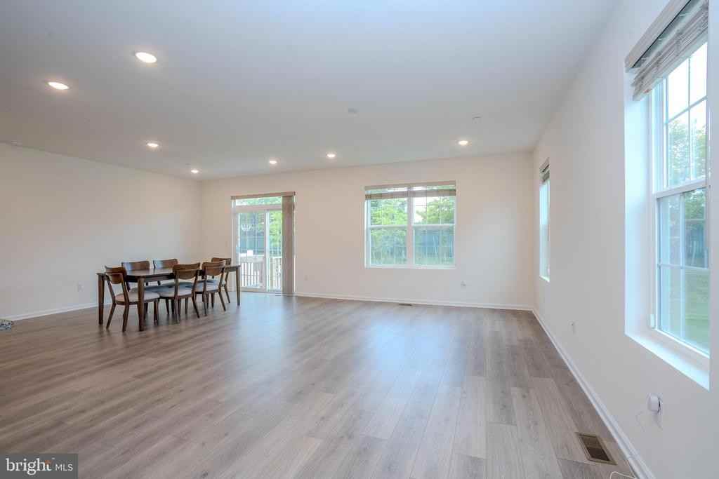 2601 American Pl - Photo 4 of 33