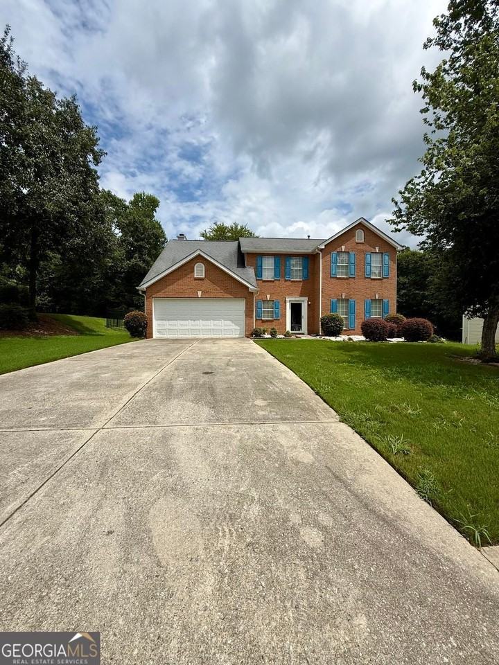 755 Tara Bnd - Photo 2 of 32