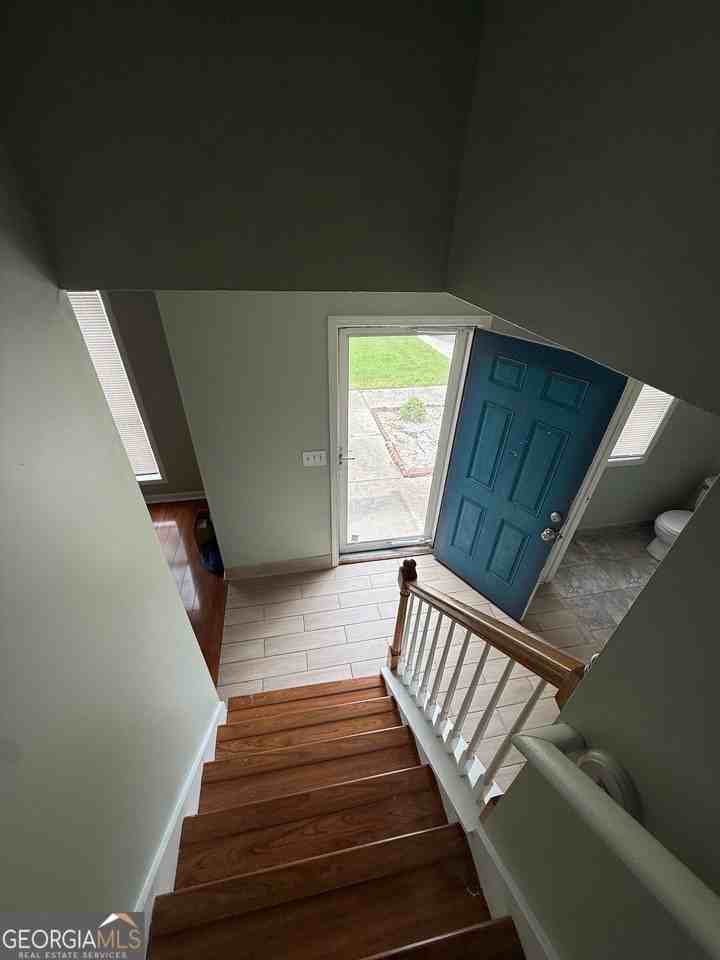 755 Tara Bnd - Photo 3 of 32