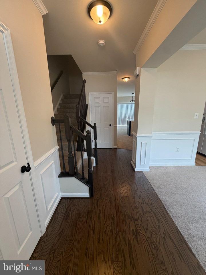 45632 Bethfield Way - Photo 4 of 37