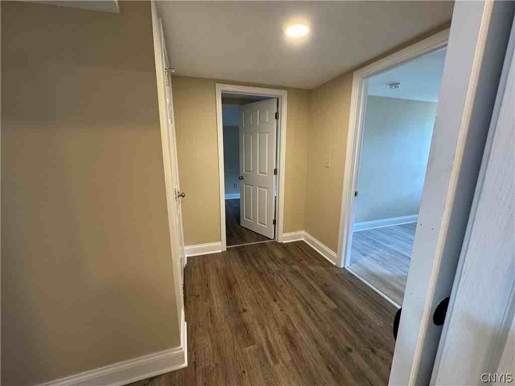 172174 E Bridge St - Photo 2 of 19