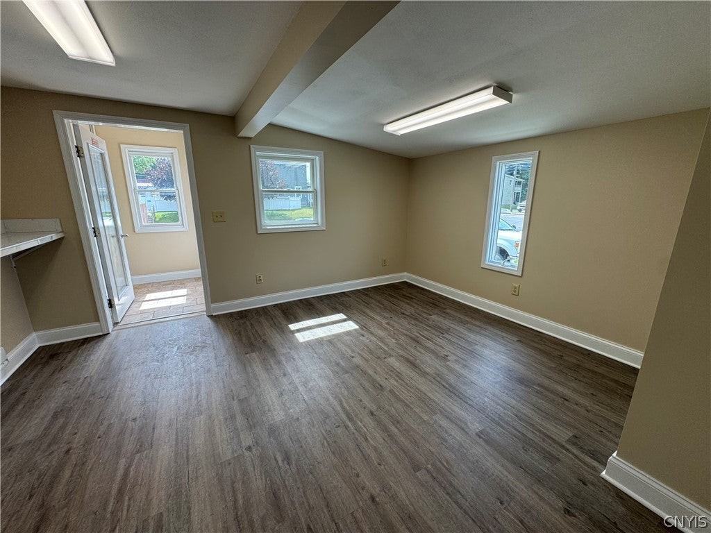 172174 E Bridge St - Photo 6 of 19