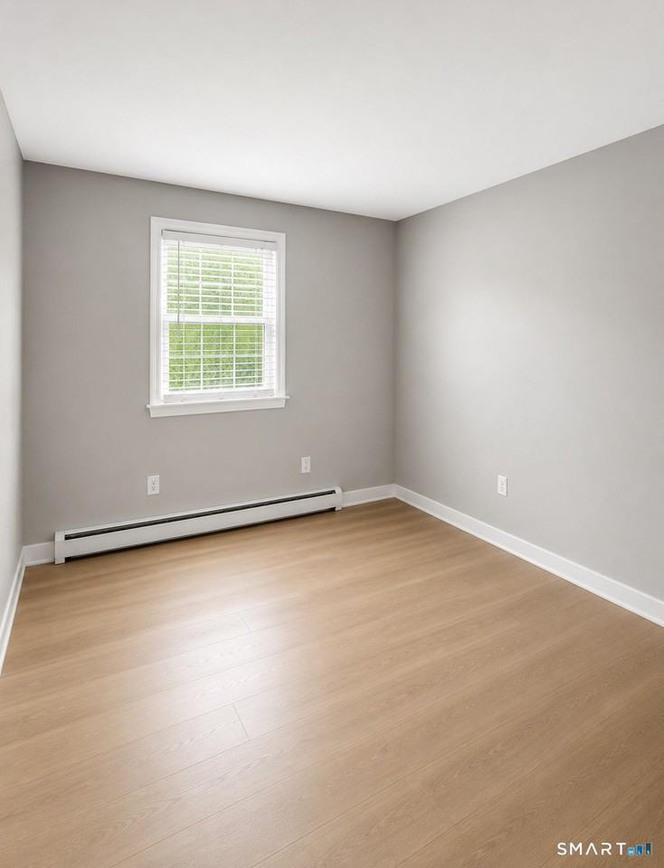 61 Graham Rd - Photo 4 of 9