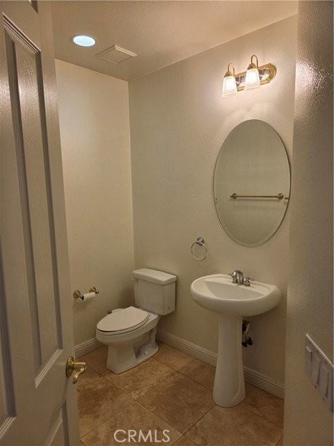 17568 Cloverdale Way - Photo 2 of 8