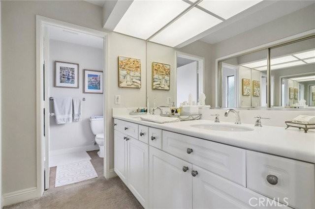 1251 Surfline Way - Photo 7 of 8