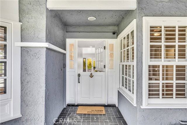33051 Christina Dr - Photo 2 of 7