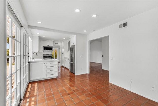 33051 Christina Dr - Photo 7 of 7