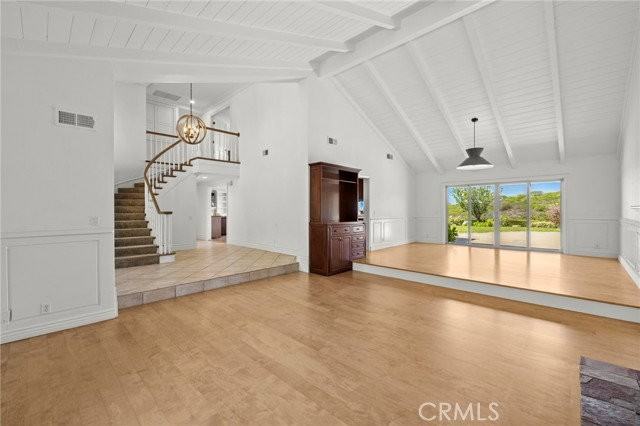 26 Mission Bay Dr - Photo 3 of 8