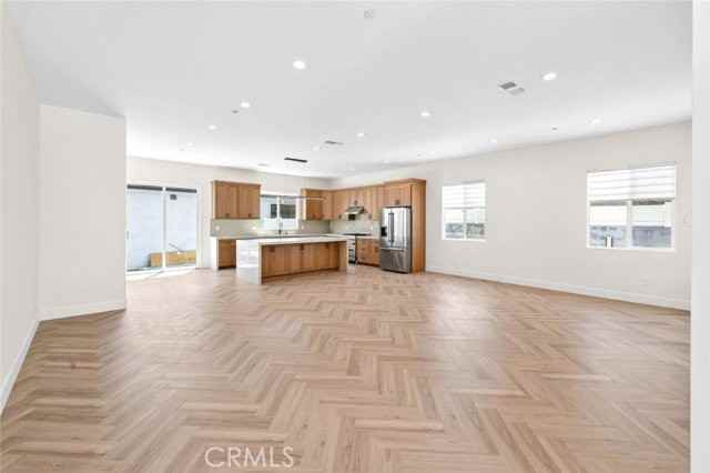 8018 Shadyglade Ave - Photo 2 of 8
