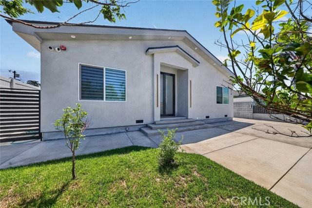 8018 Shadyglade Ave - Photo 4 of 8