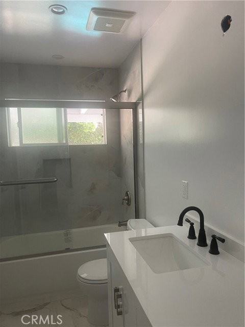22620 Mobile St - Photo 6 of 8