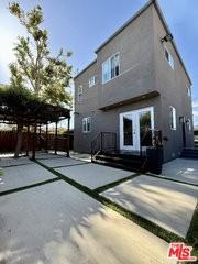 635 N Formosa Ave - Photo 2 of 8