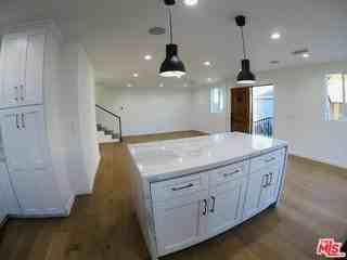 635 N Formosa Ave - Photo 6 of 8