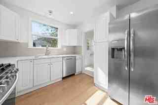 11345 Cashmere St - Photo 4 of 8