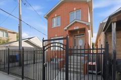 2901 N Hoyne Ave - Photo 1 of 1