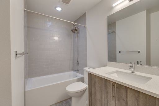 3216 15th Ave W #D - Photo 6 of 26