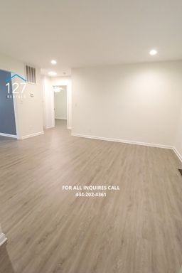 3200 Windemere Pl #B - Photo 5 of 13
