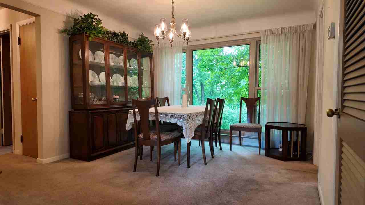 5858 Cherokee Dr - Photo 5 of 13
