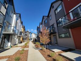 featured image of 2796 Maple Way Nw