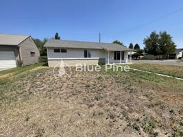 featured image of 1195 E 15th St
