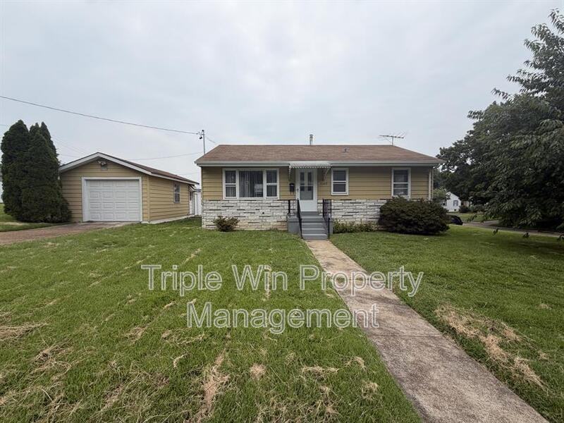 3349 Marmary Ln - Photo 2 of 28