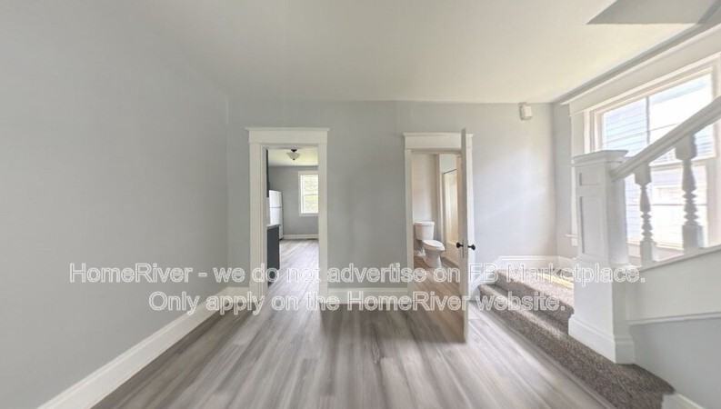 52 Cross St - Photo 7 of 10