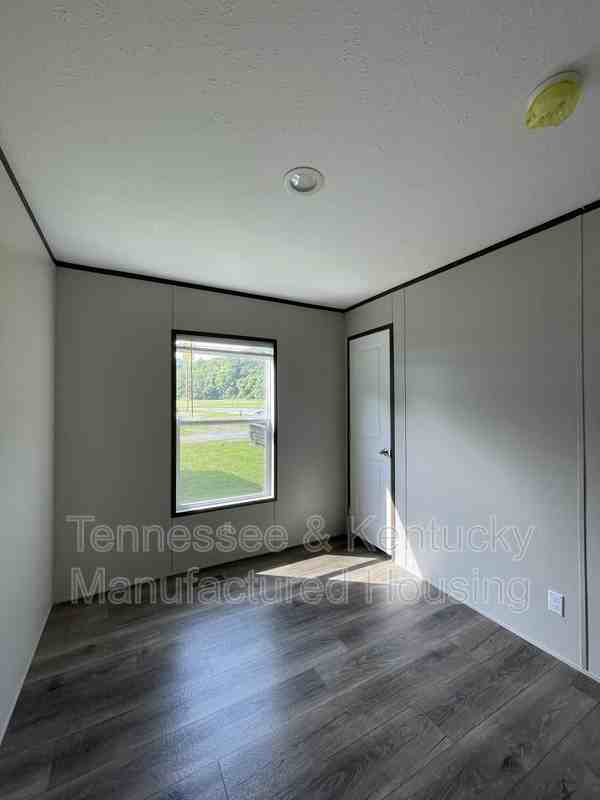 339 Hillsdale Estates Ln - Photo 7 of 8