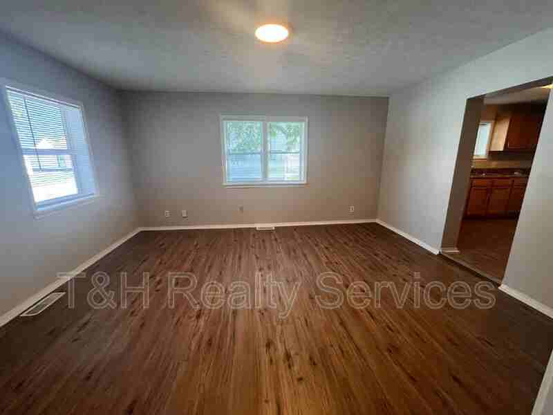 609 Crystal St - Photo 6 of 22