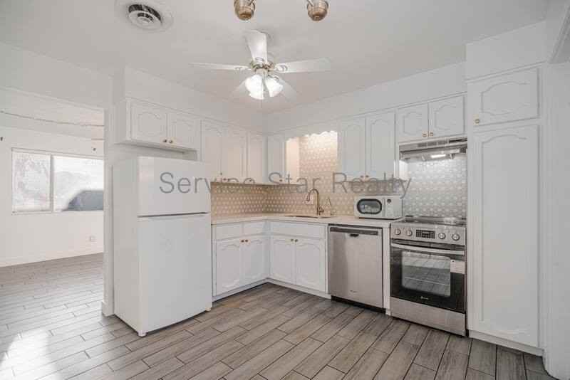518 E Huntington Dr #3 - Photo 3 of 18