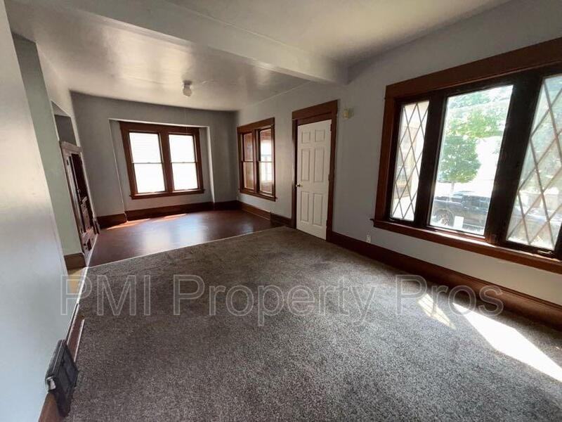 2222 W Finn Pl - Photo 2 of 23