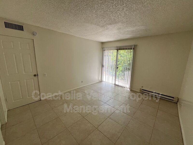 556 E Chuckwalla Rd #3 - Photo 6 of 24