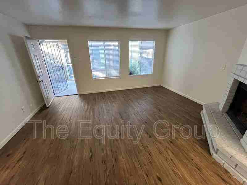 3912 W Meadow Ave - Photo 3 of 18