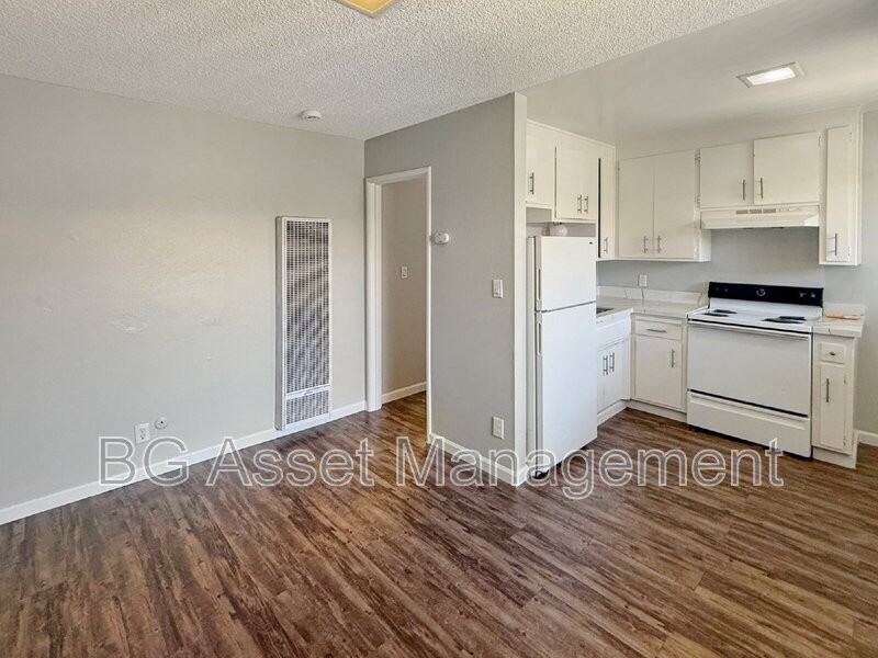 1928 Ethan Way #17 - Photo 5 of 15