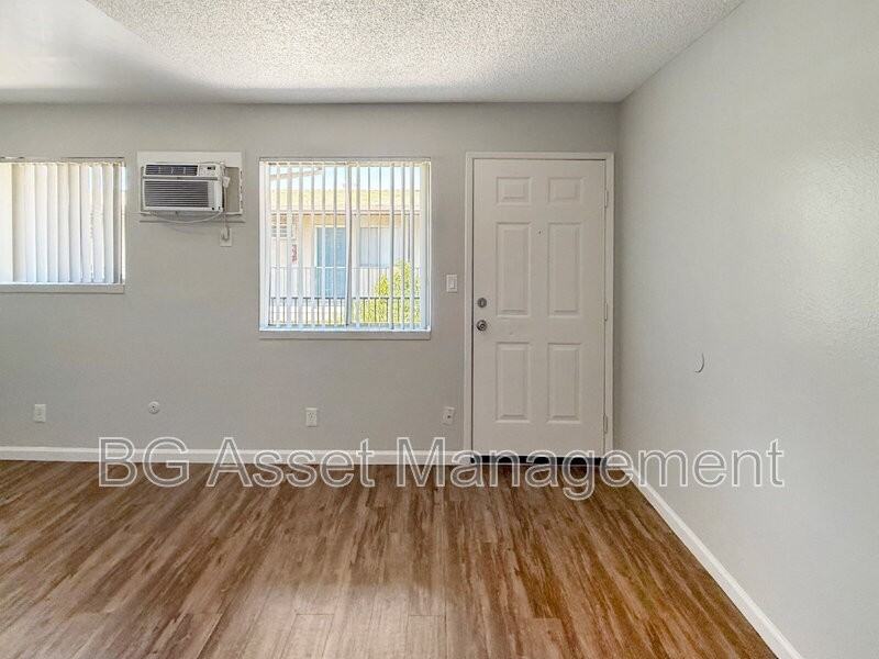 1928 Ethan Way #17 - Photo 6 of 15