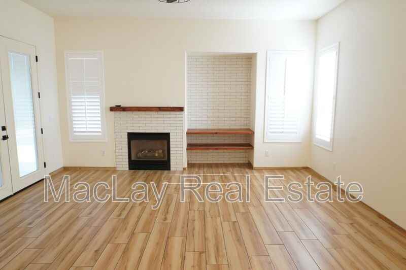1573 W Morelos St - Photo 3 of 22