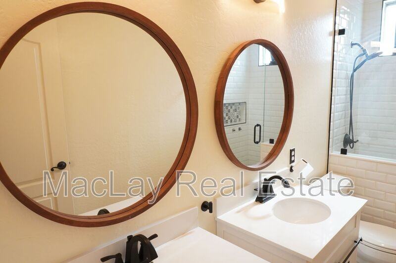 1573 W Morelos St - Photo 6 of 22