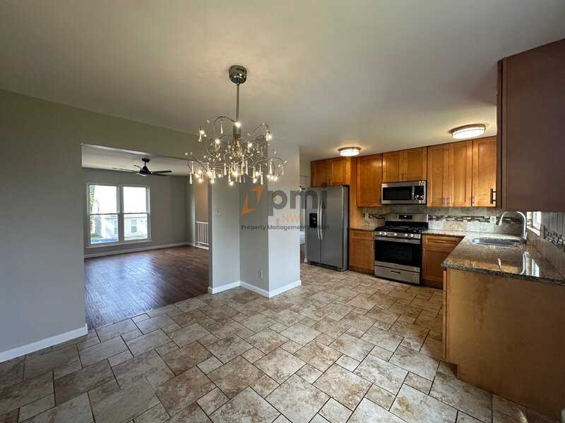 1031 W 59th Pl - Photo 7 of 21