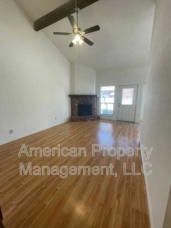6185 S Zunis Ave - Photo 6 of 39