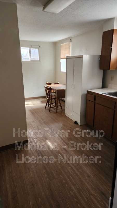 705 S 2nd St W #C - Photo 2 of 6