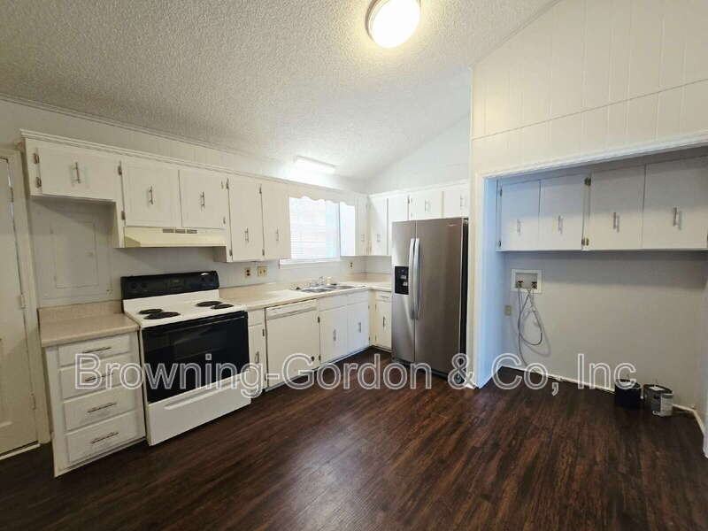 1147 Duncanwood Dr - Photo 4 of 13