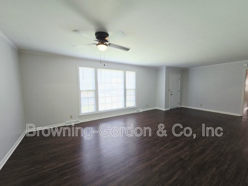 1147 Duncanwood Dr - Photo 6 of 13