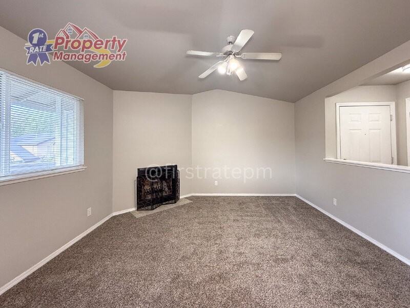 5681 W Dorian Ln - Photo 7 of 25