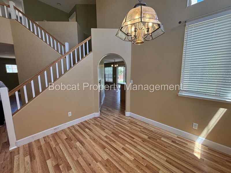 1477 Ridge Point Dr - Photo 6 of 49
