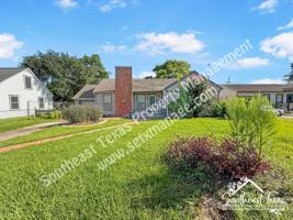 featured image of 2640 Louisiana St