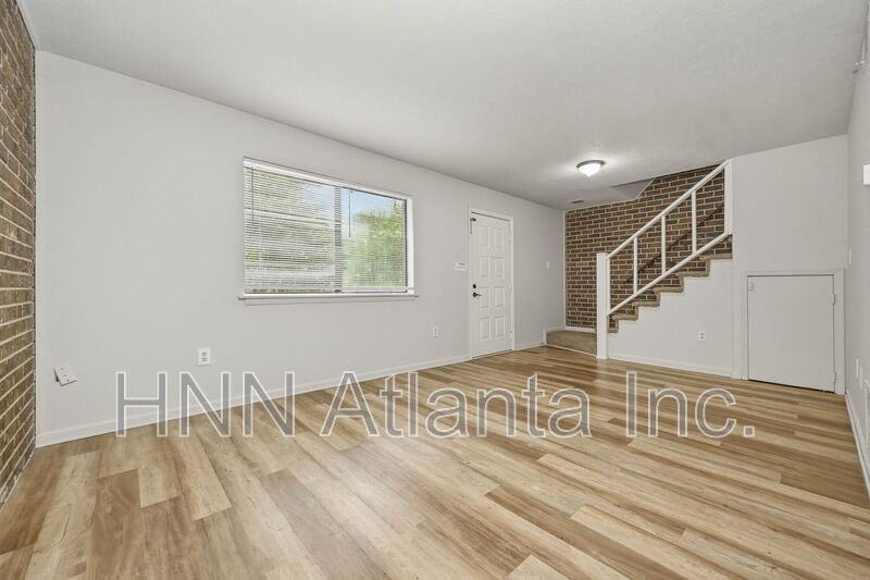 8664 Anna Way - Photo 4 of 18
