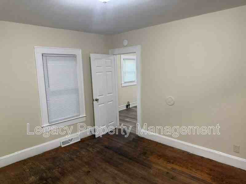 1511 Albright Ave - Photo 7 of 8