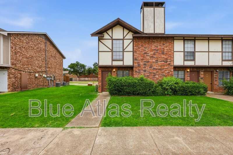 2713 Wimbledon Ct - Photo 2 of 15