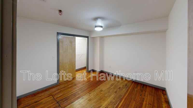 1101 Hawthorne Ln #229 - Photo 7 of 9