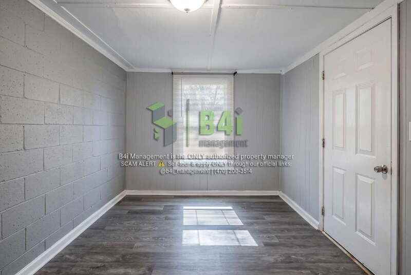 1205 Spring St - Photo 4 of 22